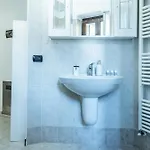 Apartment Klara's Maggiore E 24 Min Da Malpensa Airport Castelletto sopra Ticino