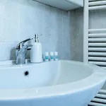 Apartment Klara's Maggiore E 24 Min Da Malpensa Airport Castelletto sopra Ticino